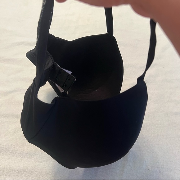 Victoria’s Secret black wireless back lace Racerback bra size. 32 DDD. - Picture 4 of 11